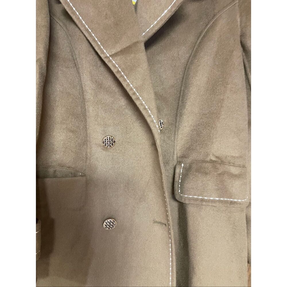 Wool coat - Picture 2 of 4